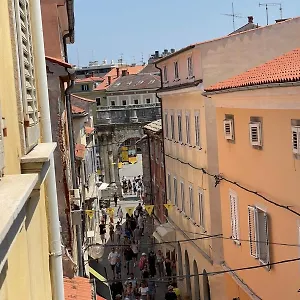  Appartamento Dejan Apartment-top Centar-old Town-low Budget